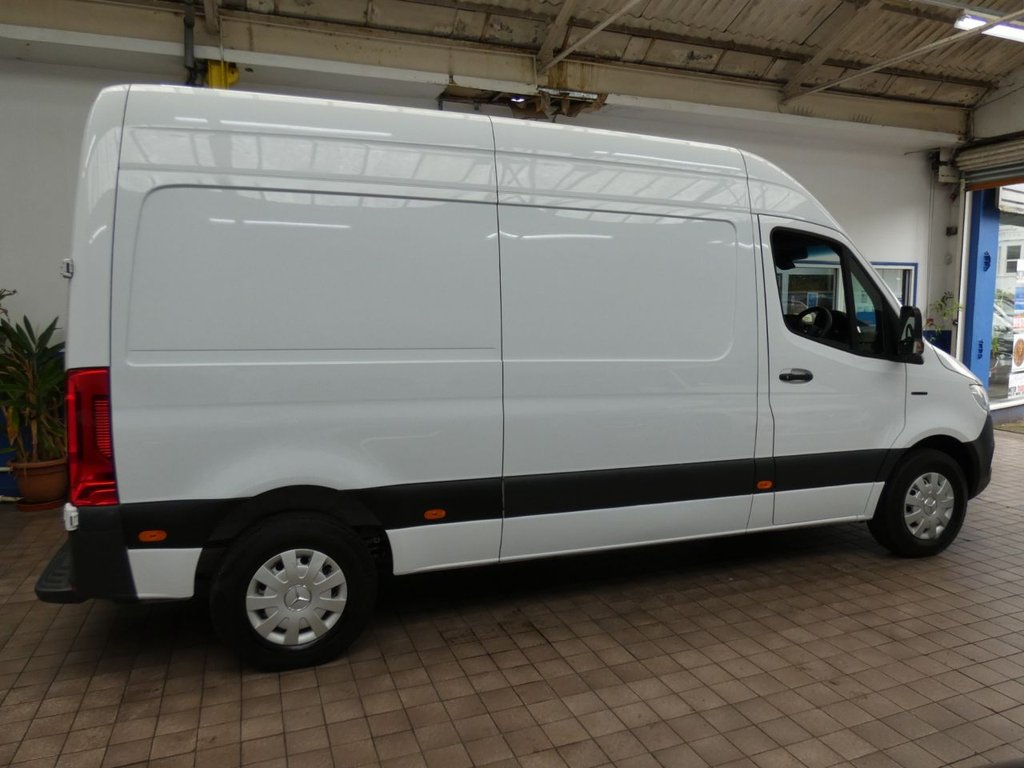 Used Mercedes-Benz Sprinter 2023 for sale - 77680511: Photo 35