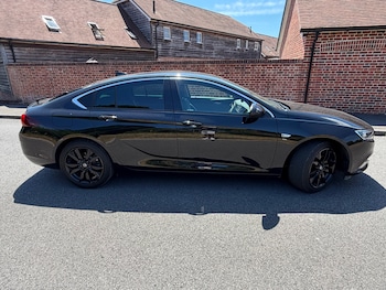 Used Vauxhall Insignia 2017 for sale - 79018331: Photo