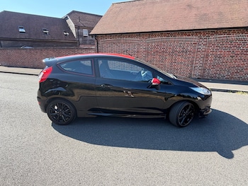 Used Ford Fiesta 2016 for sale - 79111088: Photo