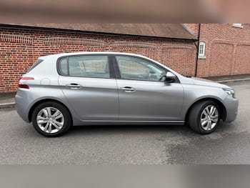 Used Peugeot 308 2016 for sale - 79732239: Photo