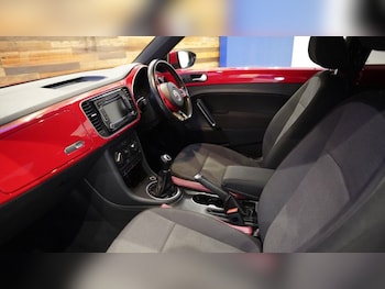 Used Volkswagen Beetle 2014 for sale - 79288598: Photo