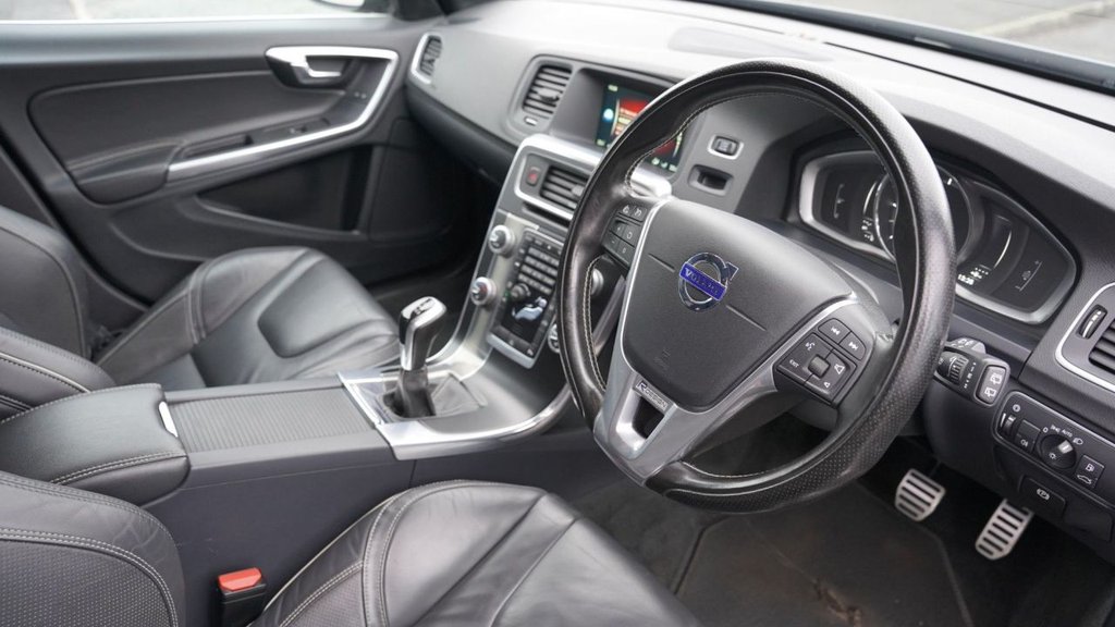 Used Volvo V60 2016 for sale - 78096387: Photo 6