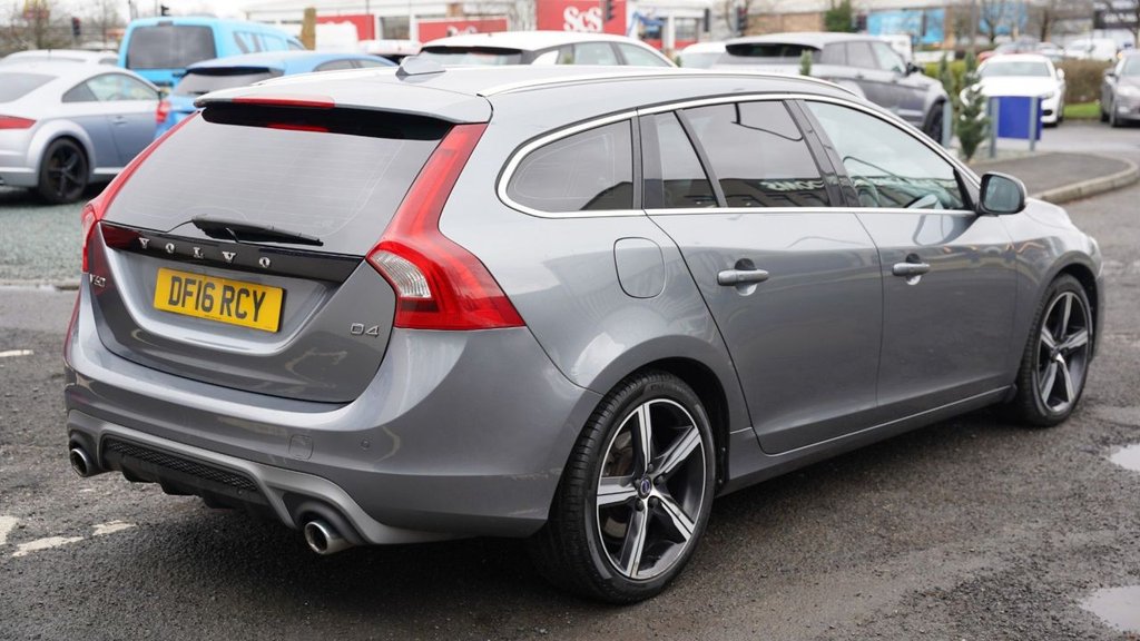 Used Volvo V60 2016 for sale - 78096387: Photo 9