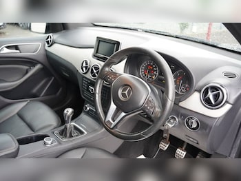 Used Mercedes-Benz B Class 2014 for sale - 78096119: Photo