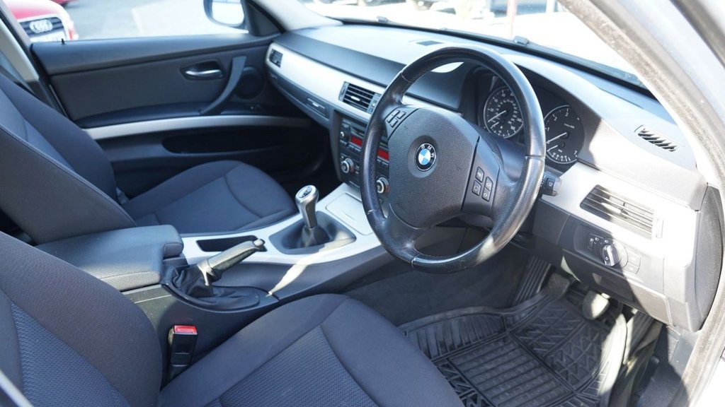 Used BMW 3 Series 2009 for sale - 78096185: Photo 2