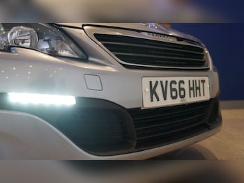 Used Peugeot 308 2016 for sale - 79323253: Photo