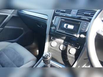 Used Volkswagen Golf 2015 for sale - 78096446: Photo