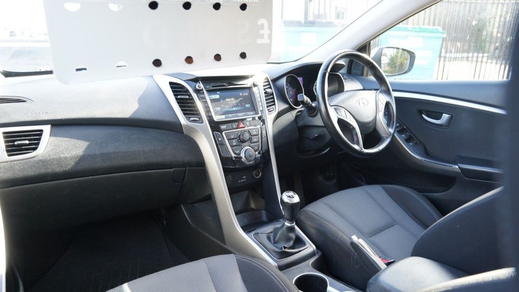 Used Hyundai i30 2016 for sale - 78096404: Photo 2