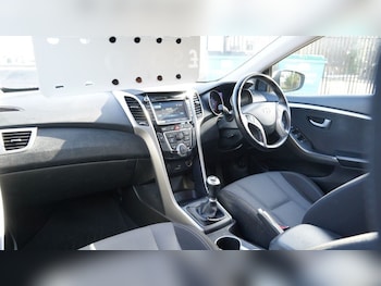 Used Hyundai i30 2016 for sale - 78096404: Photo