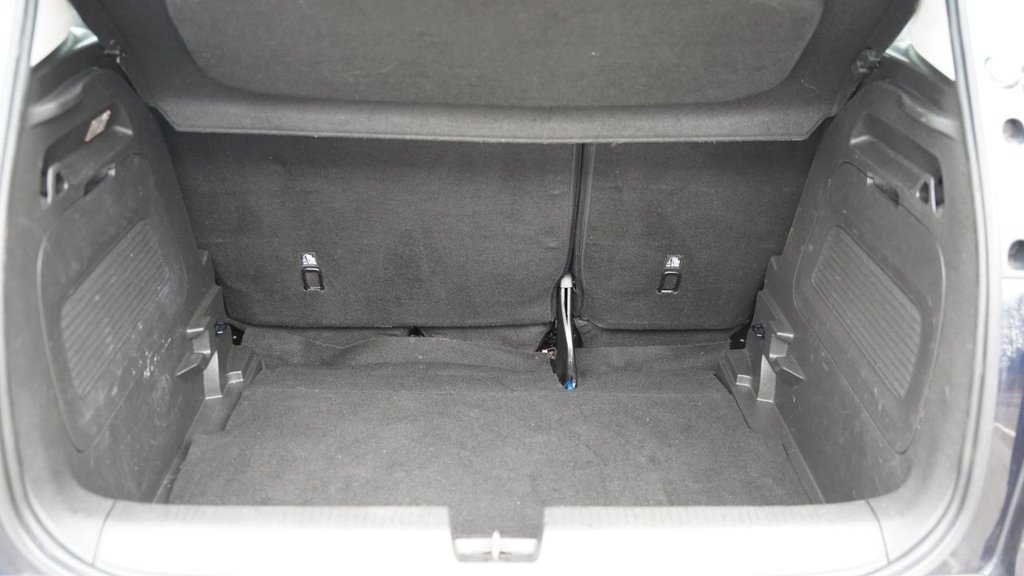 Used Vauxhall Crossland X 2017 for sale - 78096100: Photo 18