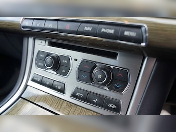 Used Jaguar XF 2015 for sale - 78468489: Photo