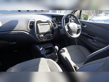 Used Renault Captur 2016 for sale - 78357751: Photo