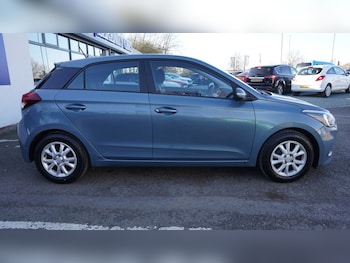 Used Hyundai i20 2017 for sale - 78095850: Photo
