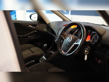 Used Vauxhall Zafira Tourer 2014 for sale - 79103395: Photo