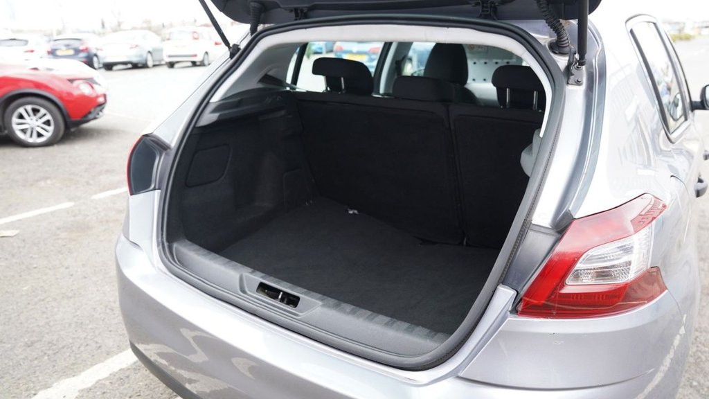 Used Peugeot 308 2016 for sale - 78096442: Photo 16