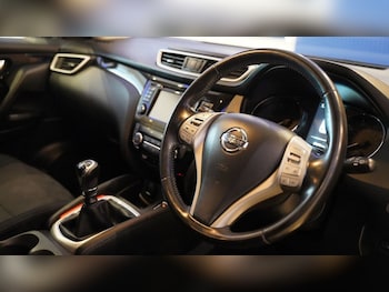 Used Nissan Qashqai 2016 for sale - 79103229: Photo