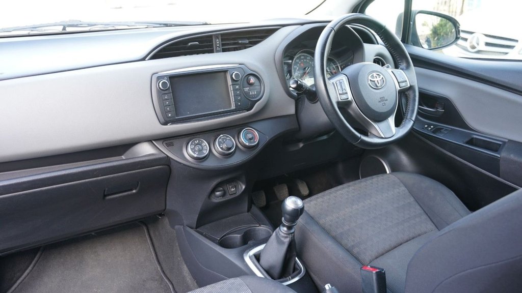 Used Toyota Yaris 2016 for sale - 78167140: Photo 12