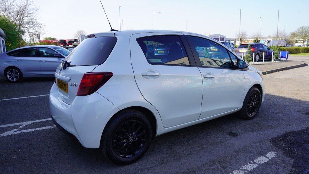 Used Toyota Yaris 2016 for sale - 78167140: Photo 19