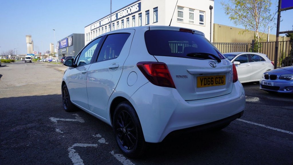 Used Toyota Yaris 2016 for sale - 78167140: Photo 7