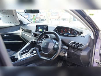 Used Peugeot 5008 2018 for sale - 78612170: Photo