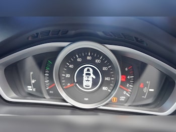 Used Volvo V40 2013 for sale - 78400955: Photo