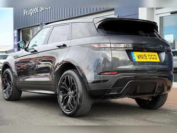 Used Land Rover Range Rover Evoque 2019 for sale - 76101657: Photo 2