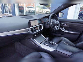 Used BMW 3 Series 2019 for sale - 75628518: Photo
