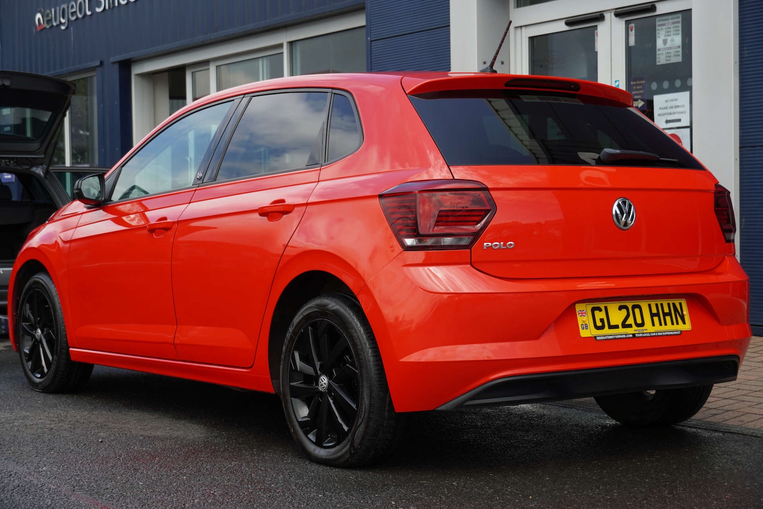 Used Volkswagen Polo 2020 for sale - 76005248: Photo 2