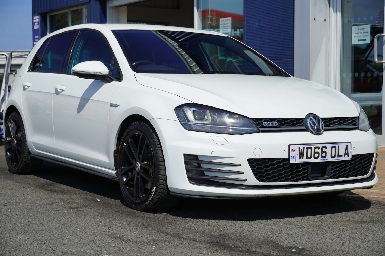 Used Volkswagen Golf 2017 for sale - 76005264: Photo 11