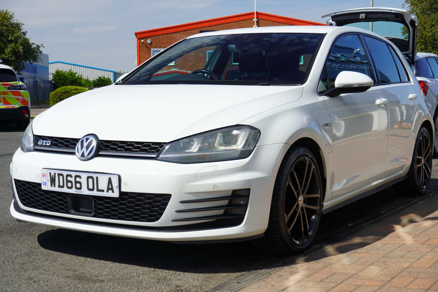 Used Volkswagen Golf 2017 for sale - 76005264: Photo 9