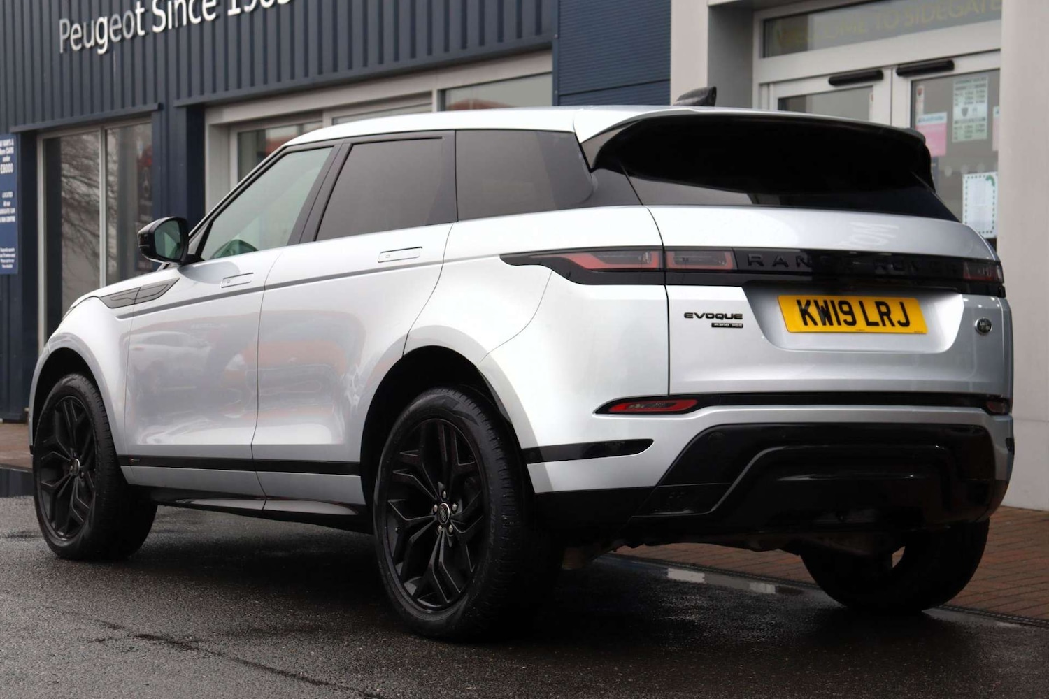 Used Land Rover Range Rover Evoque 2019 for sale - 76005259: Photo 2