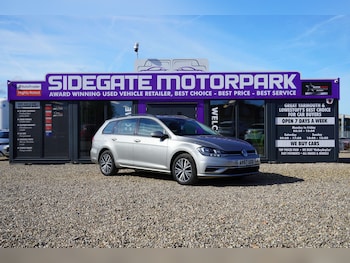 Volkswagen - Golf