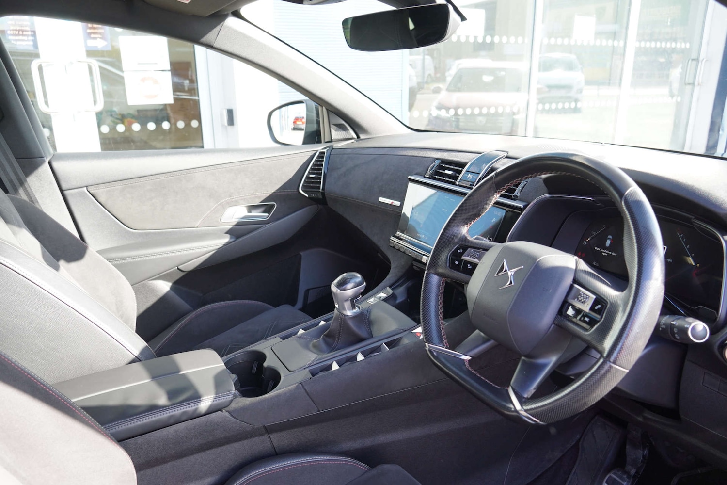 Used DS Automobiles DS 7 Crossback 2018 for sale - 76038496: Photo 12