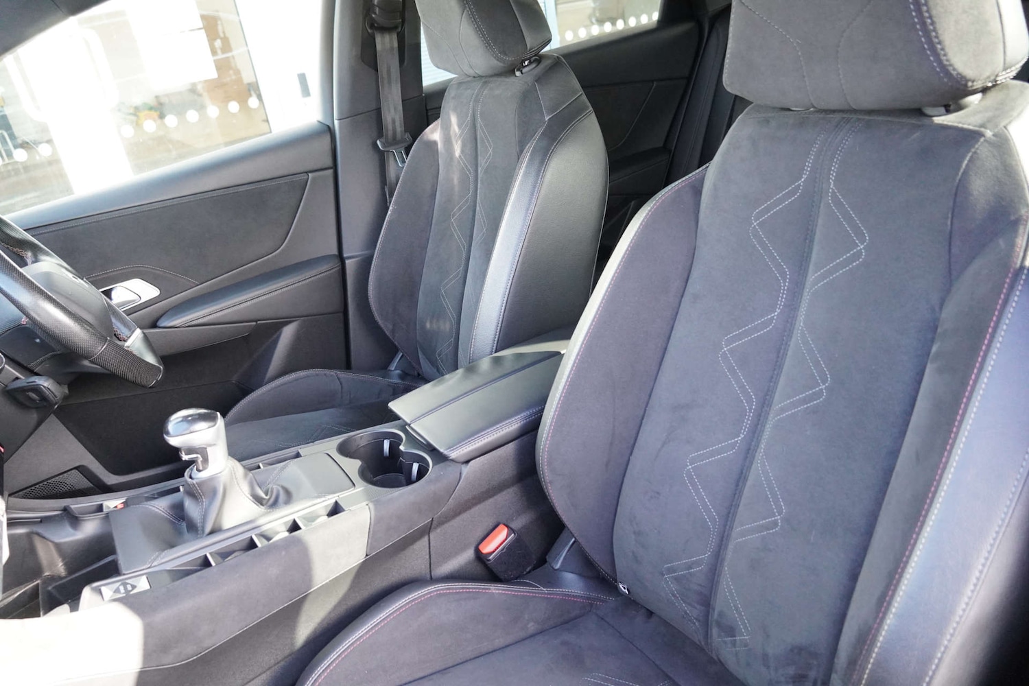 Used DS Automobiles DS 7 Crossback 2018 for sale - 76038496: Photo 13