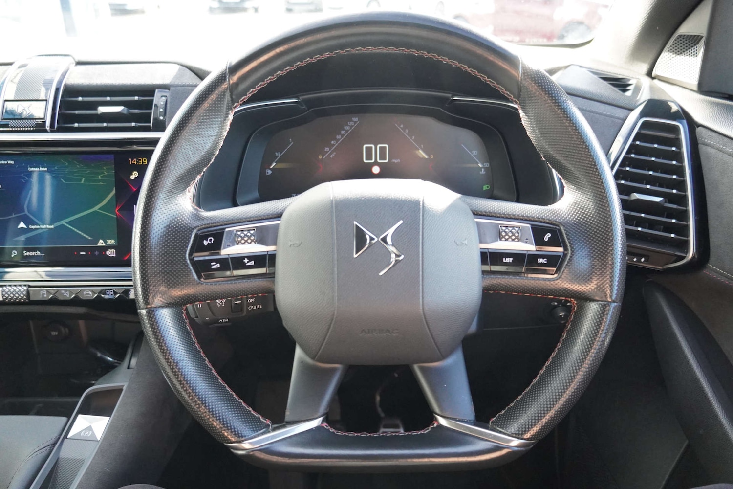 Used DS Automobiles DS 7 Crossback 2018 for sale - 76038496: Photo 15