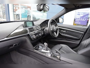 Used BMW 3 Series 2018 for sale - 75406309: Photo