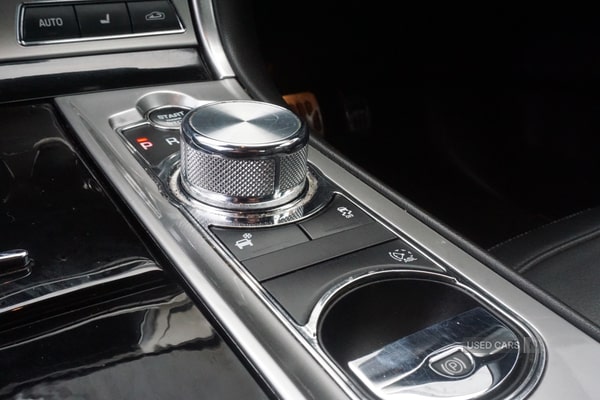 Used Mercedes-Benz E-Class 2018 for sale - 76228530: Photo 12