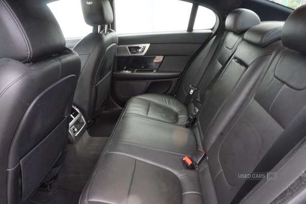 Used Mercedes-Benz E-Class 2018 for sale - 76228530: Photo 17