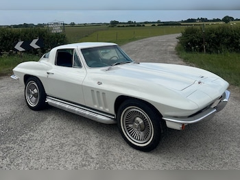 Used Chevrolet Corvette 1966 for sale - 77589792: Photo