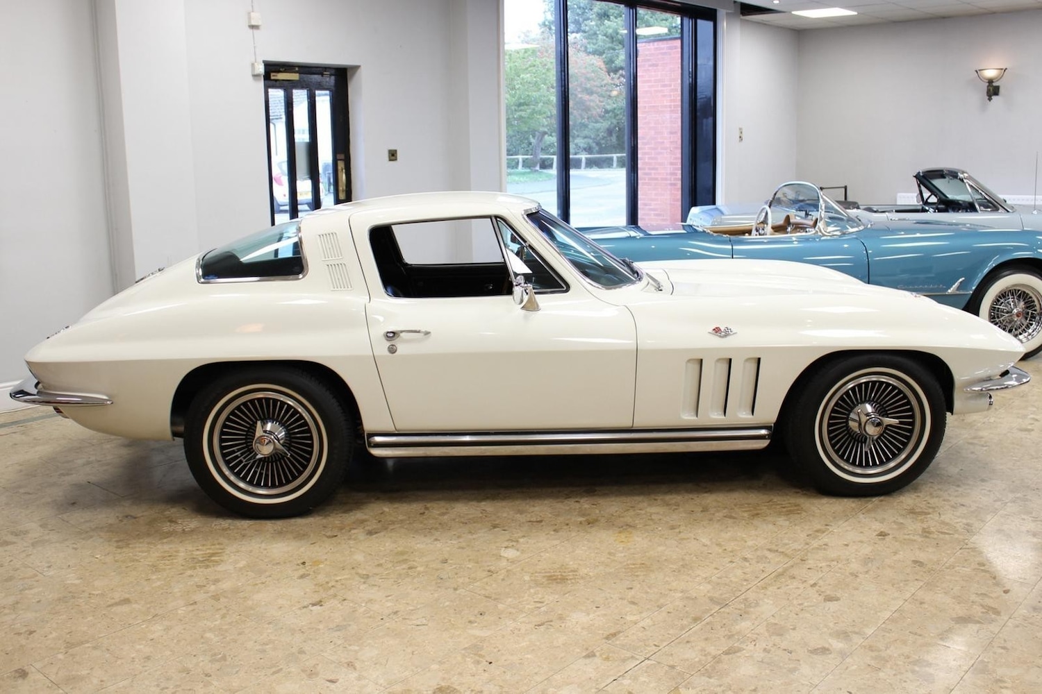 Used Chevrolet Corvette 2014 for sale - 77589778: Photo 3