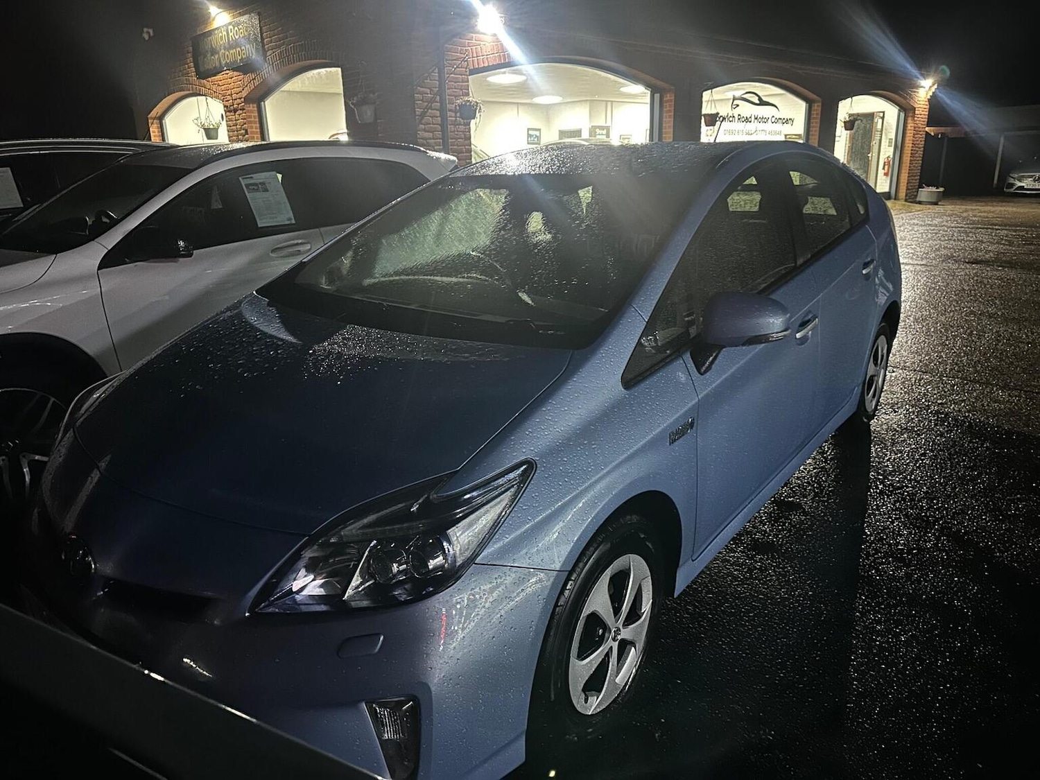 Used Toyota Prius 2014 for sale - 77154399: Photo 1