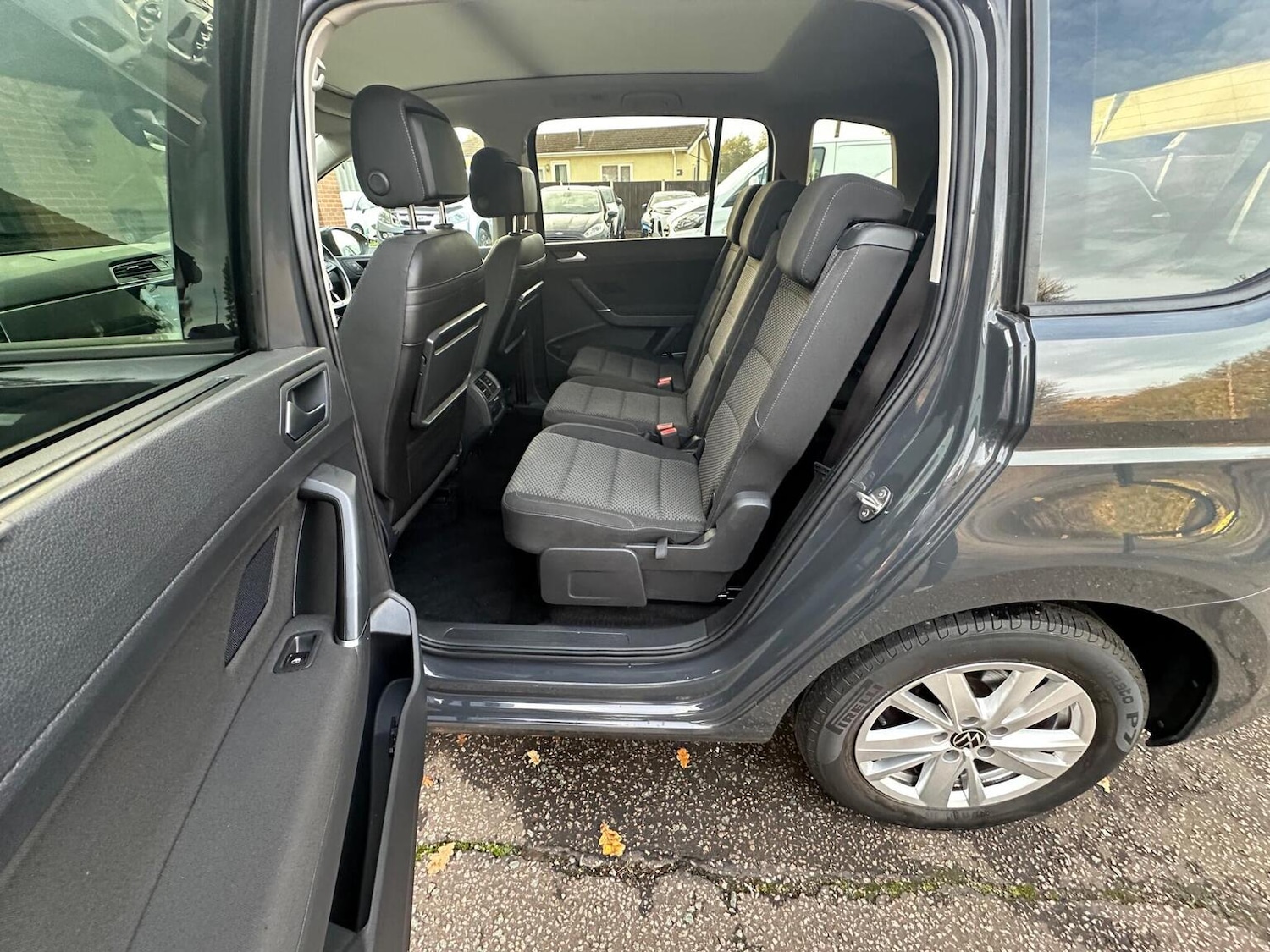 Used Volkswagen Touran 2021 for sale - 76559891: Photo 57