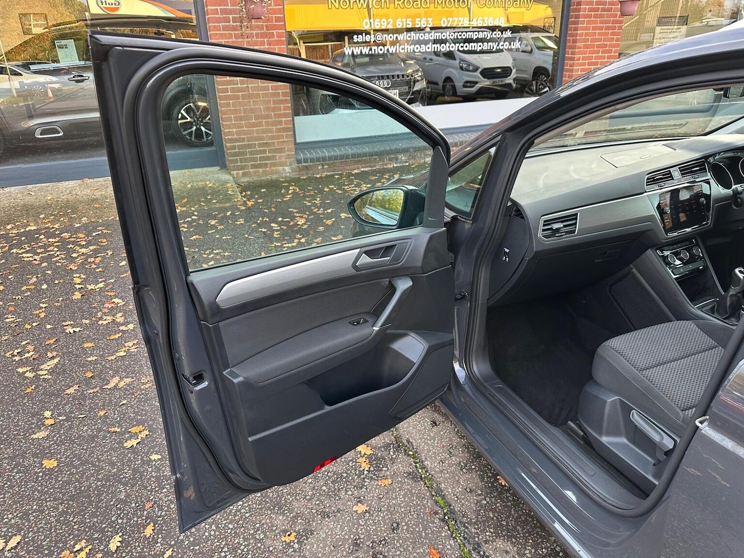 Used Volkswagen Touran 2021 for sale - 77038858: Photo 21