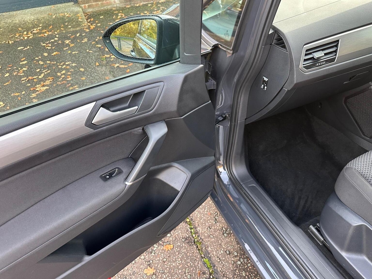 Used Volkswagen Touran 2021 for sale - 77038858: Photo 22