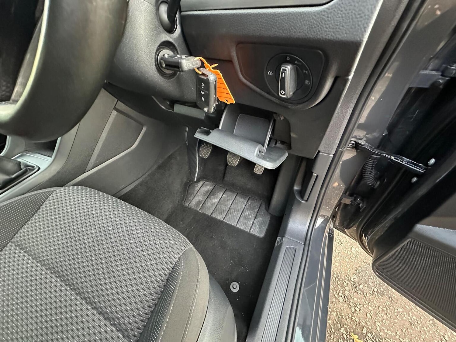 Used Volkswagen Touran 2021 for sale - 77038858: Photo 39