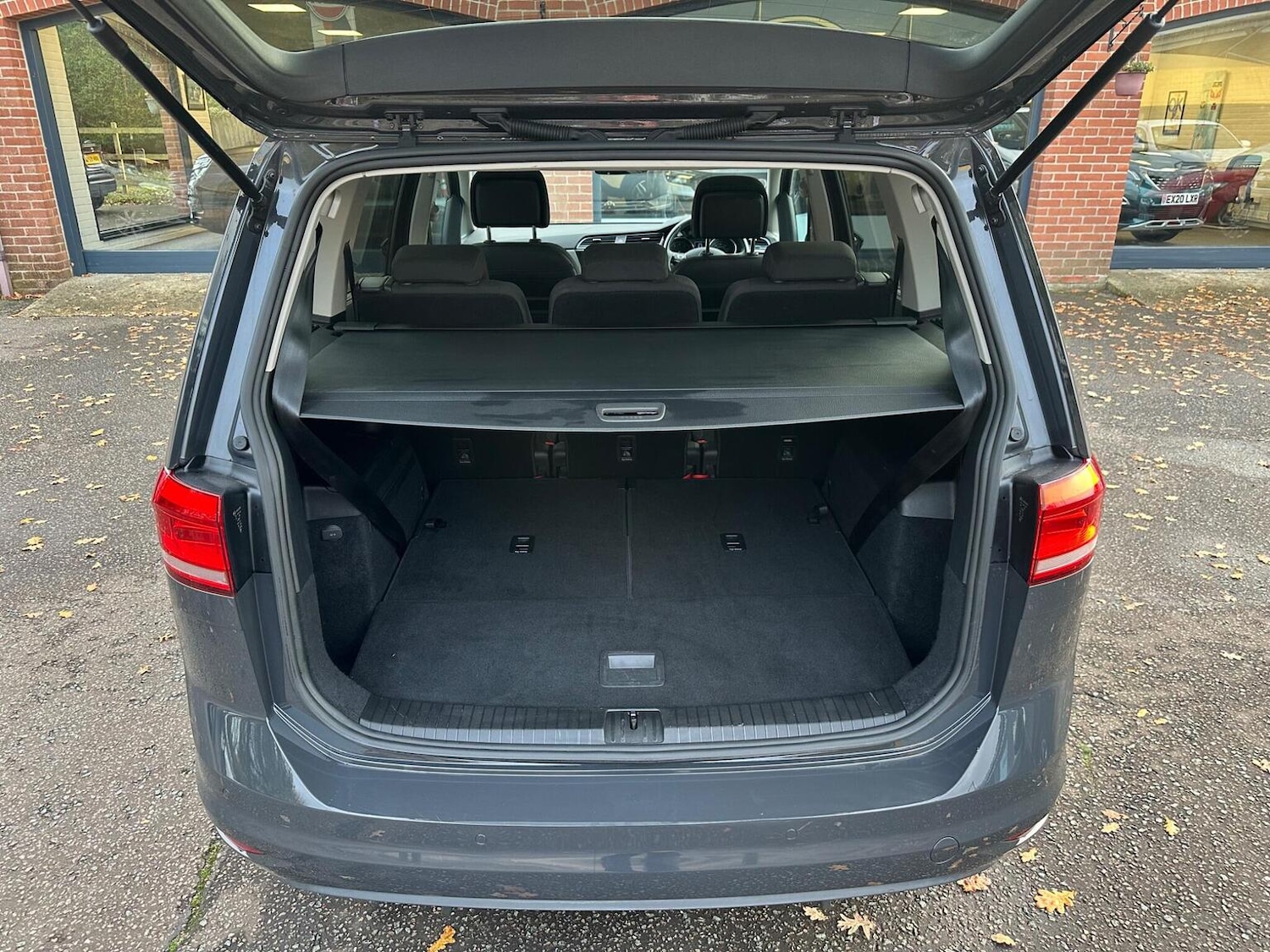 Used Volkswagen Touran 2021 for sale - 77038858: Photo 70