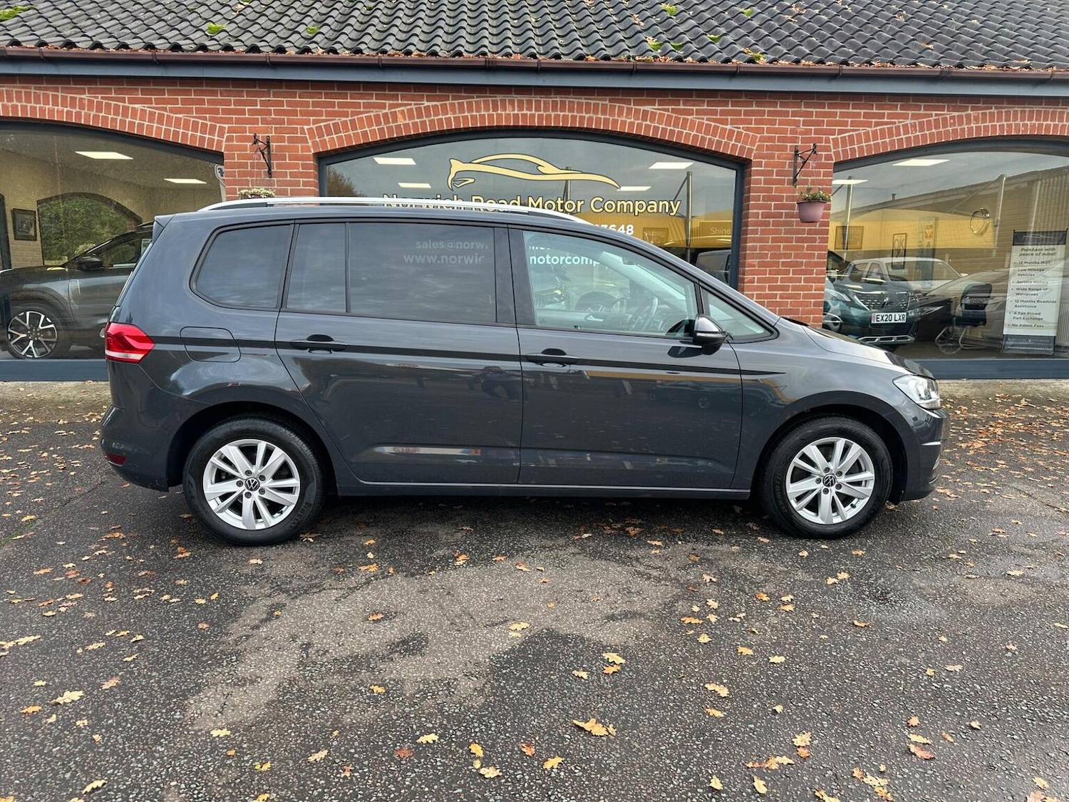 Used Volkswagen Touran 2021 for sale - 77038858: Photo 8