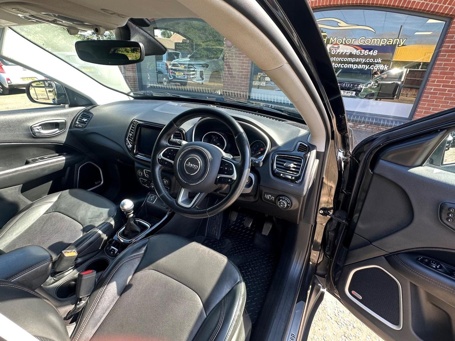 Used Jeep Compass 2020 for sale - 76794186: Photo 2