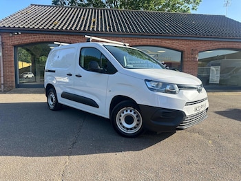 Used Toyota ProAce 2023 for sale - 78698402: Photo