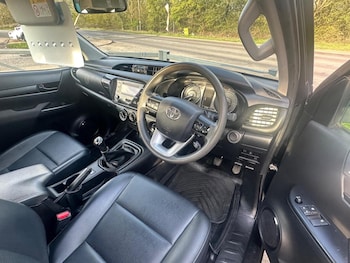 Used Toyota Hilux 2021 for sale - 78213556: Photo